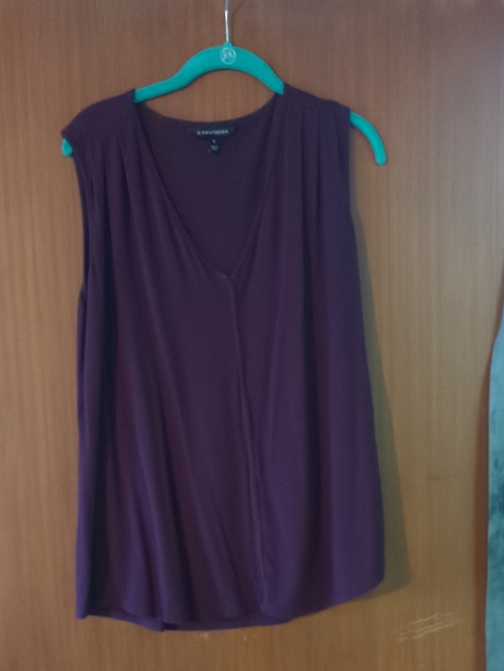 Sleeveless Shift Top in Deep Plum